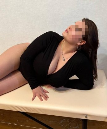 Живу в Москве и готова подарить тебе незабываемые моменты нашей встречи. У меня широкий спектр услуг, от классического массажа до экспериментальных сценариев. Мое опытное тело и яркий ум сделают наше свидание по-настоящему особенным. Могу преставиться на все случаи жизни, будь то формальные мероприятия или интимные вечеринки. Ты останешься в полном восторге от моих нежных прикосновений и страстного желания удовлетворить твои желания. Мои фото ты можешь посмотреть в моем профиле, а отзывы о моей работе только подтверждают мою безупречную репутацию. Вместе мы создадим особенную атмосферу и откроем новые грани наслаждения. Тебя ждет незабываемый опыт, который ты захочешь повторить снова и снова. 💋🌹😘 Эльвира